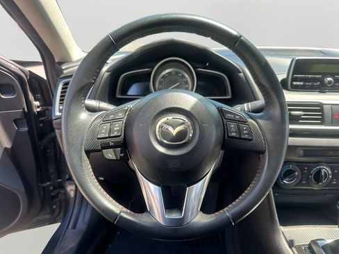 Used 2014 MAZDA MAZDA3 i Touring FWD image 12
