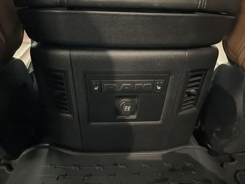 Used 2017 RAM 1500 Laramie Longhorn AWD/4WD image 32