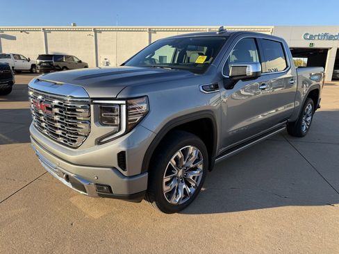Used 2023 GMC Sierra 1500 Denali w/ Denali Reserve Package image 1