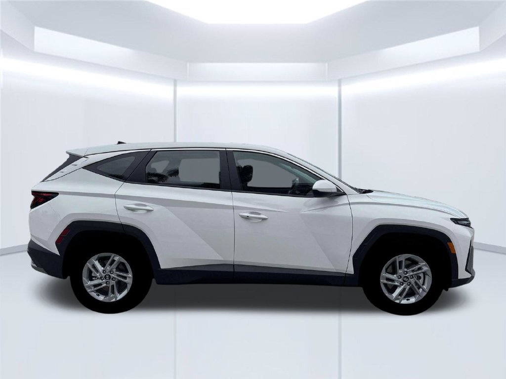 New 2026 Hyundai Tucson SE FWD image 9