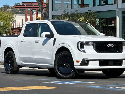 New 2025 Ford Maverick Lobo AWD/4WD image 9