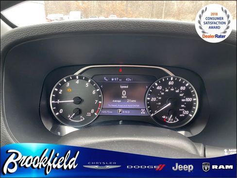 Used 2023 Nissan Frontier SV w/ Midnight Edition Package image 27