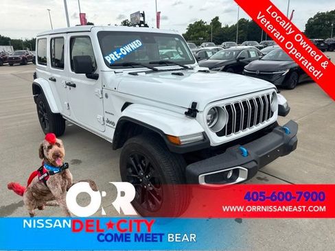 Used 2024 Jeep Wrangler Unlimited Sahara AWD/4WD image 7