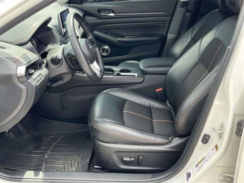 Used 2022 Nissan Altima 2.5 SR FWD image 13