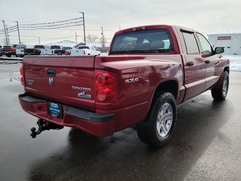 Used 2010 Dodge Dakota Big Horn image 4