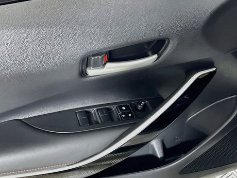 Used 2023 Toyota Corolla XSE FWD image 17
