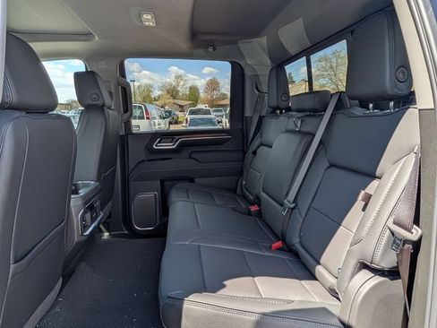 New 2026 GMC Sierra 3500 Denali w/ Denali Reserve Package AWD/4WD image 40