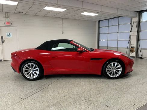Used 2014 Jaguar F-TYPE Convertible RWD image 8