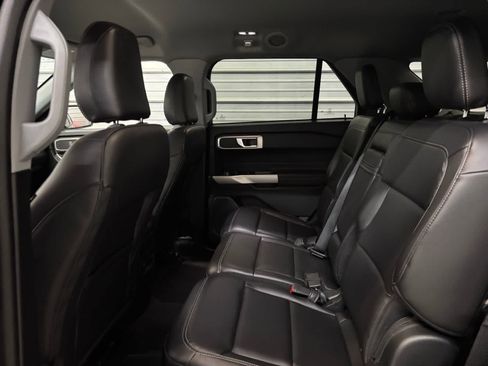 Used 2023 Ford Explorer XLT w/ Equipment Group 202A AWD/4WD image 24
