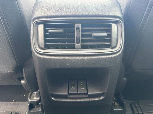 Used 2017 Honda CR-V EX image 9