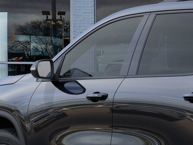 New 2027 Chevrolet Traverse LT w/ Midnight/Sport Edition AWD/4WD image 12