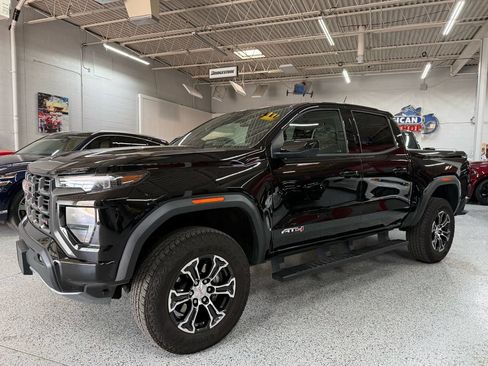 Used 2024 GMC Canyon AT4 w/ Technology Package AWD/4WD image 1