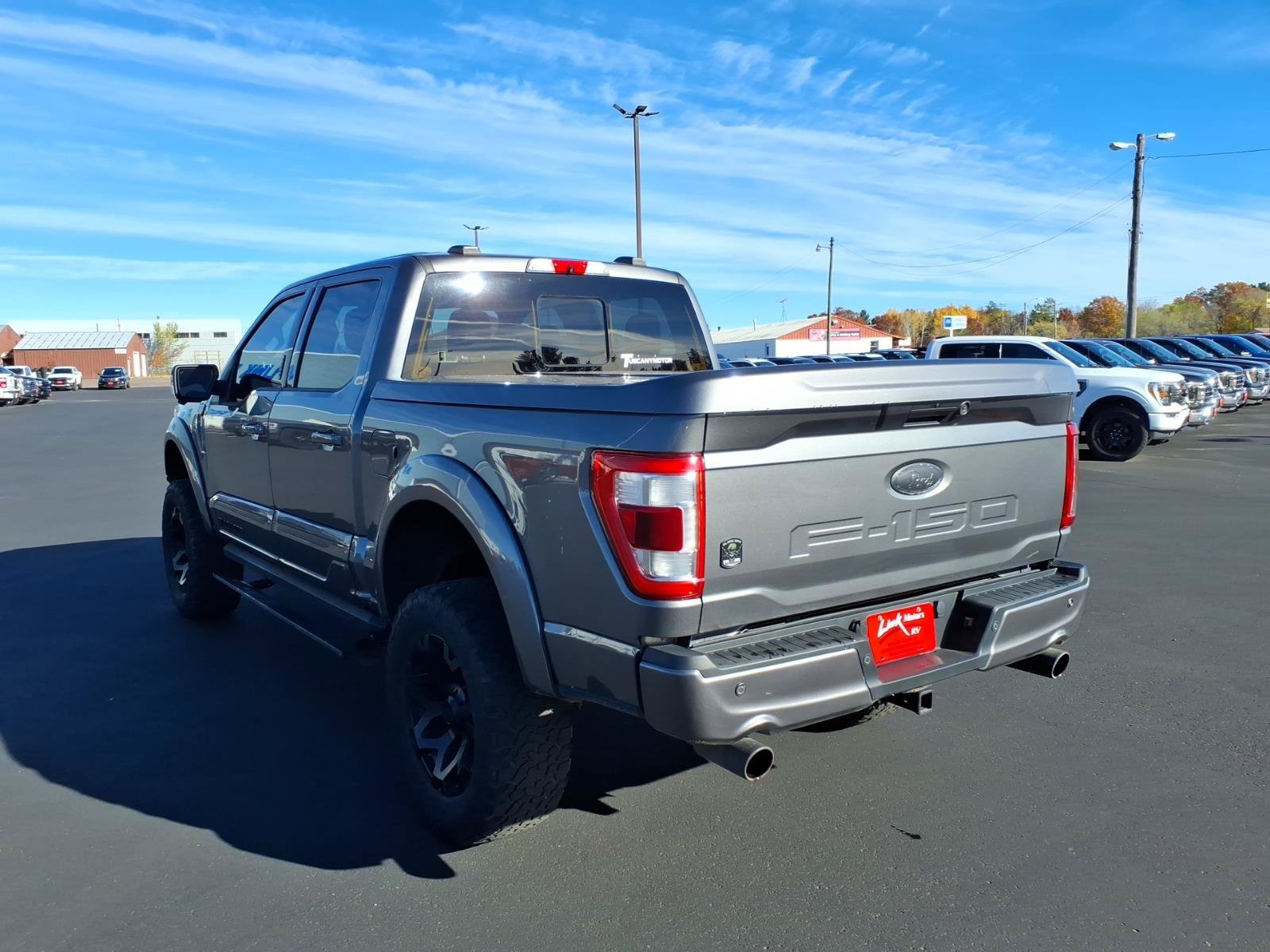 Used 2022 Ford F150 Lariat w/ Equipment Group 502A High AWD/4WD image 3