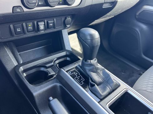 Used 2023 Toyota Tacoma SR5 image 18