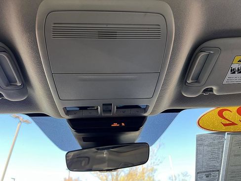 Used 2022 MAZDA CX-30 AWD 2.5 S w/ Premium Package image 29