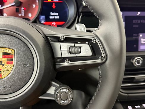 New 2026 Porsche Macan S image 20