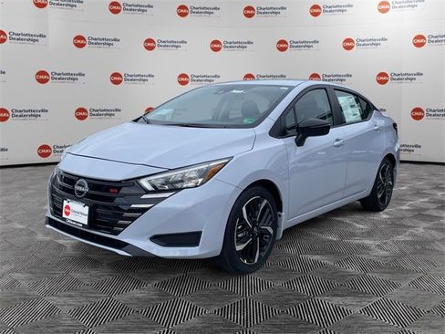 New 2025 Nissan Versa SR w/ Trunk Package image 1