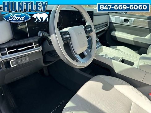 Used 2025 Hyundai Santa Fe Calligraphy AWD/4WD image 23
