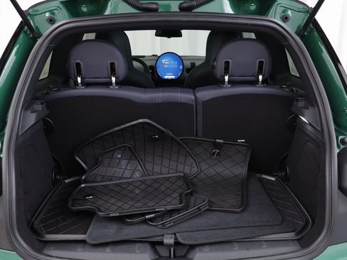 Certified 2025 MINI Cooper 2-Door Hardtop image 16