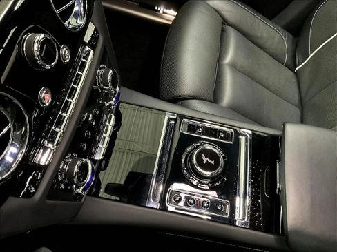Used 2021 Rolls-Royce Ghost AWD/4WD image 23