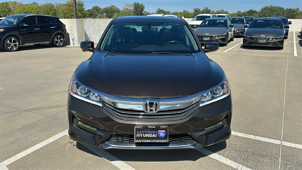 Used 2022 Honda Accord Sport image 8