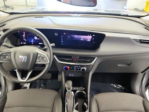Used 2025 Buick Encore GX Preferred FWD image 34