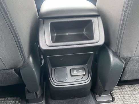 Used 2020 Subaru Ascent 8-Passenger AWD/4WD image 19