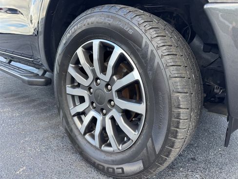 Used 2019 Ford Ranger XLT w/ Equipment Group 302A Luxury AWD/4WD image 9