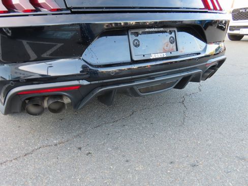 Used 2021 Ford Mustang GT image 11