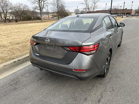Used 2025 Nissan Sentra SV image 20