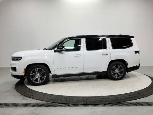 Used 2023 Jeep Grand Wagoneer 4WD image 4