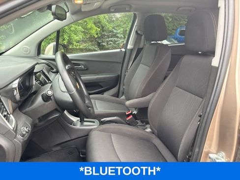 Used 2018 Chevrolet Trax LT FWD image 7