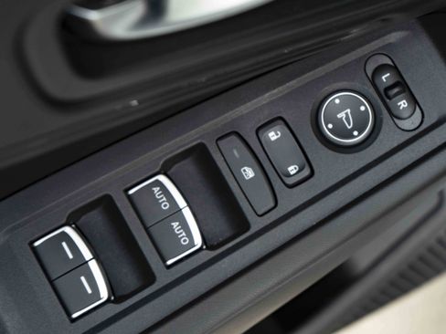 Certified 2024 Honda Accord EX-L image 38