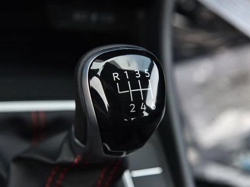 New 2026 Volkswagen Jetta GLI Autobahn FWD image 18
