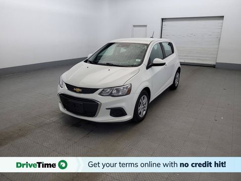 Used 2019 Chevrolet Sonic LT FWD image 1