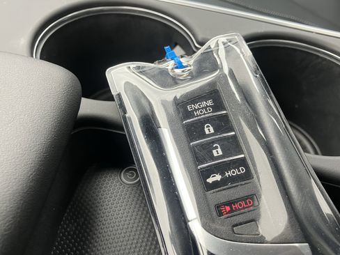 Used 2025 Acura TLX w/ Technology Package image 39