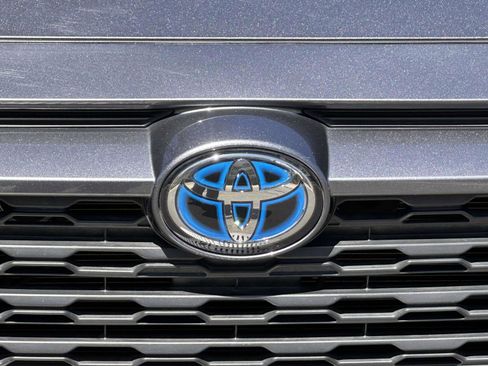 Certified 2021 Toyota RAV4 XLE w/ XLE Grade Weather Package image 6