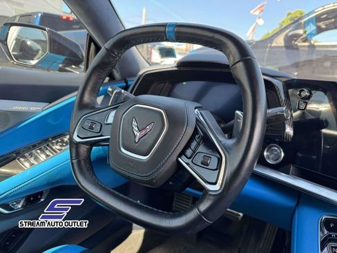Used 2021 Chevrolet Corvette Stingray Premium Conv w/ Z51 Performance Package image 27