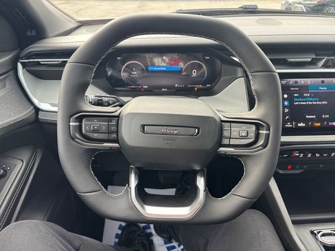 New 2026 Jeep Cherokee Laredo AWD/4WD image 15