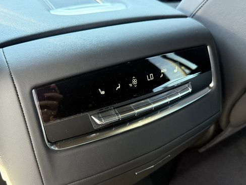 Used 2025 Cadillac Escalade Premium Luxury w/ Touring Package image 24