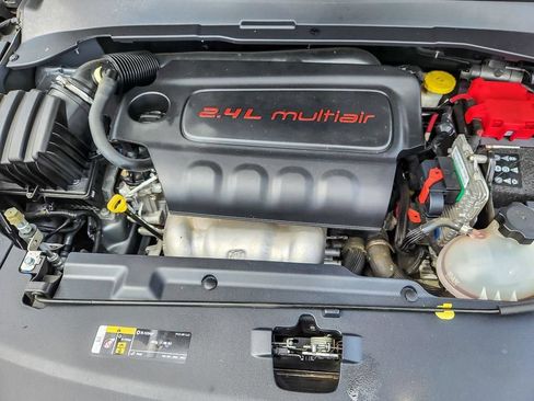 Certified 2019 Jeep Compass Latitude FWD image 19