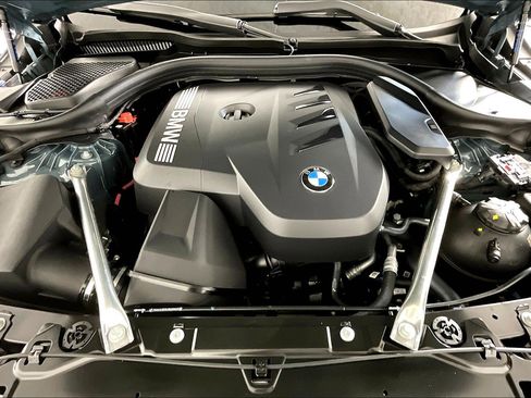 New 2026 BMW 530i xDrive w/ M Sport Package image 15