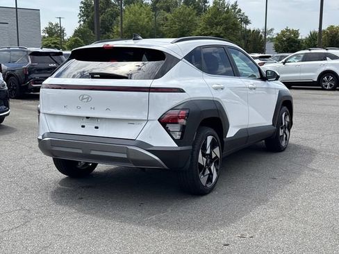 Used 2024 Hyundai Kona Limited AWD/4WD image 2