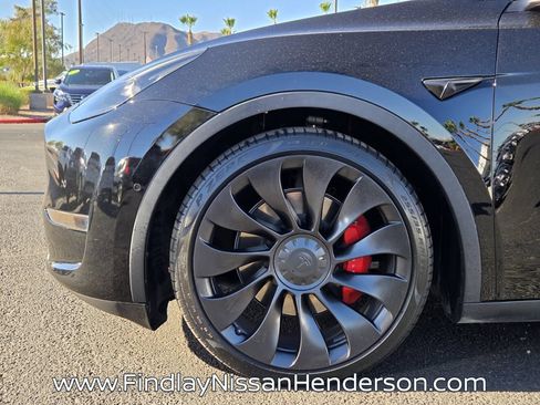 Used 2022 Tesla Model Y Performance AWD/4WD image 9
