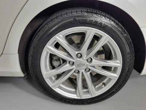 Used 2023 Cadillac CT4 Luxury w/ Cold Weather Package RWD image 9