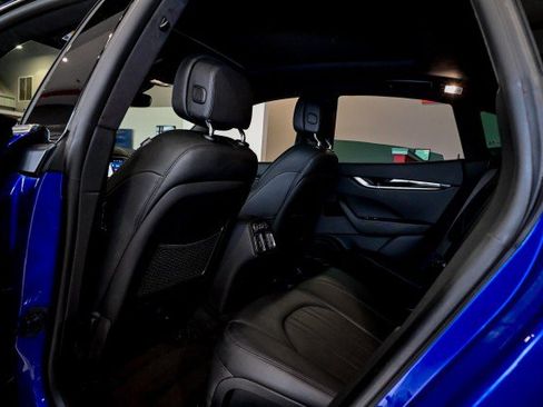 Used 2023 Maserati Levante GT AWD/4WD image 20
