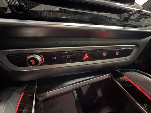 Used 2024 BMW X6 xDrive40i image 24