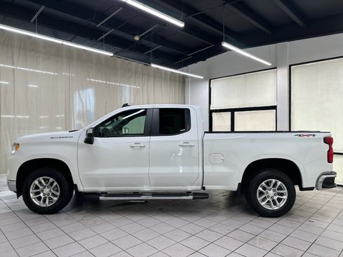 Certified 2023 Chevrolet Silverado 1500 LT w/ Protection Package AWD/4WD image 11