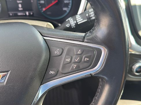 Used 2018 Chevrolet Equinox LT AWD/4WD image 14