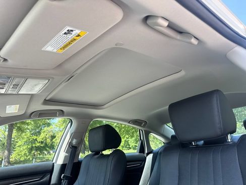 Used 2020 Honda Accord EX-L image 30